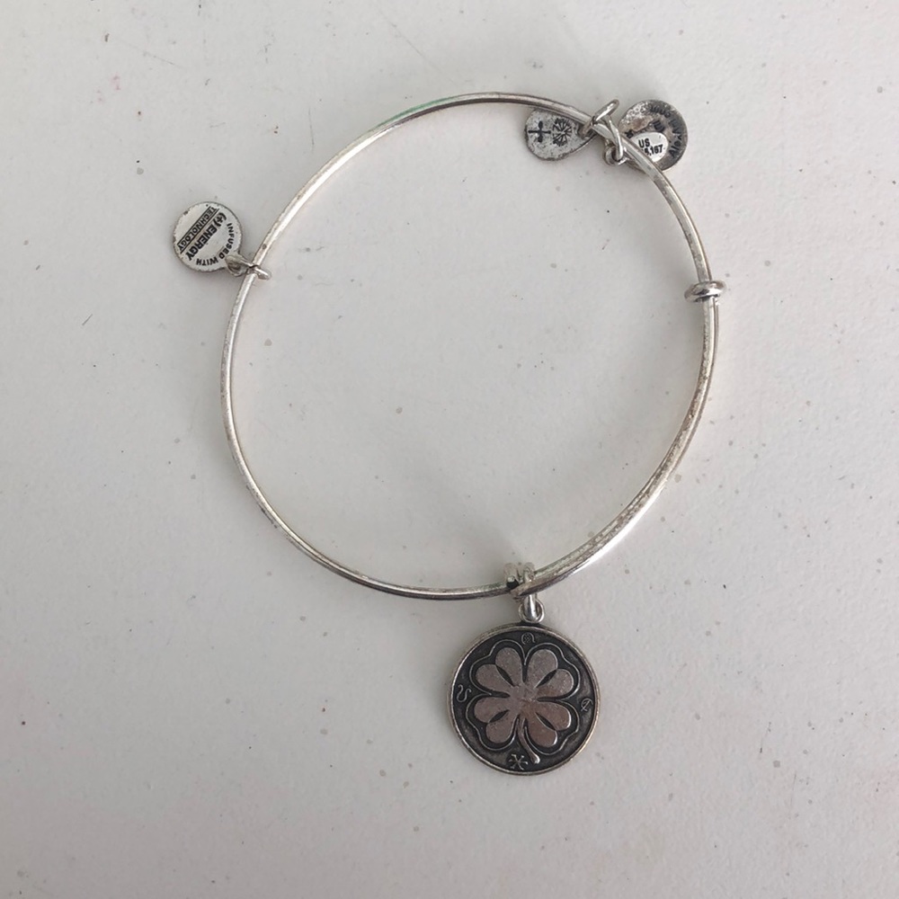 Clover Alex and ani